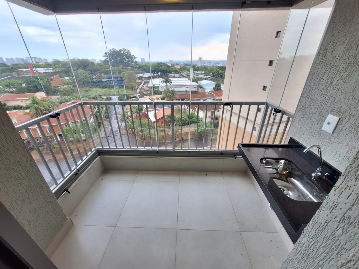 Alugar Apartamento / Padr&atilde;o em Ribeir&atilde;o Preto R$ 2.800,00 - Foto 5