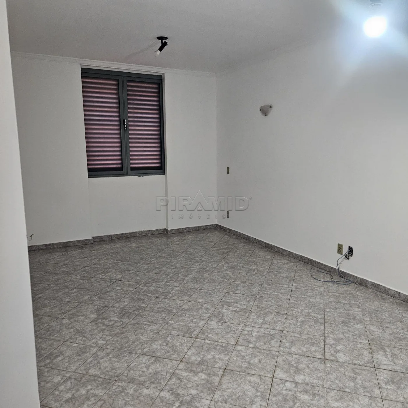 Alugar Casa / Padr&atilde;o em Ribeir&atilde;o Preto R$ 5.000,00 - Foto 9