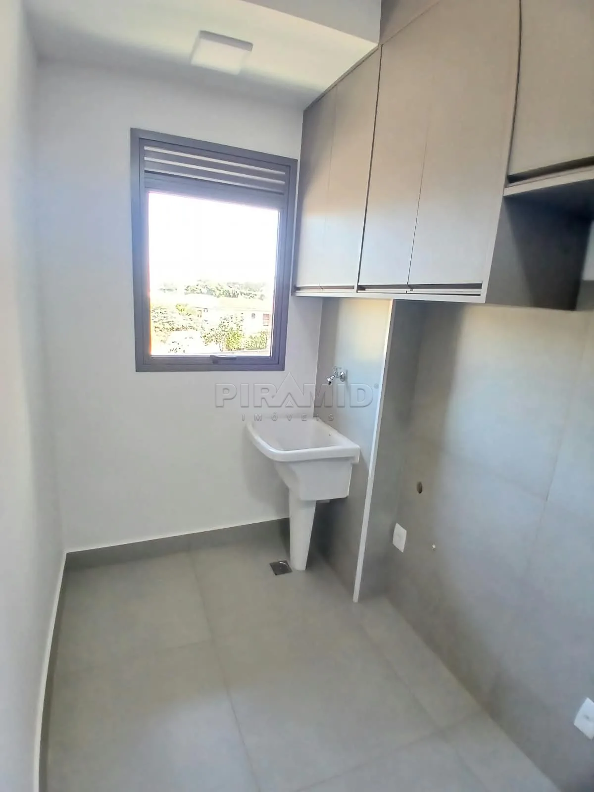 Alugar Apartamento / Padr&atilde;o em Ribeir&atilde;o Preto R$ 3.200,00 - Foto 14