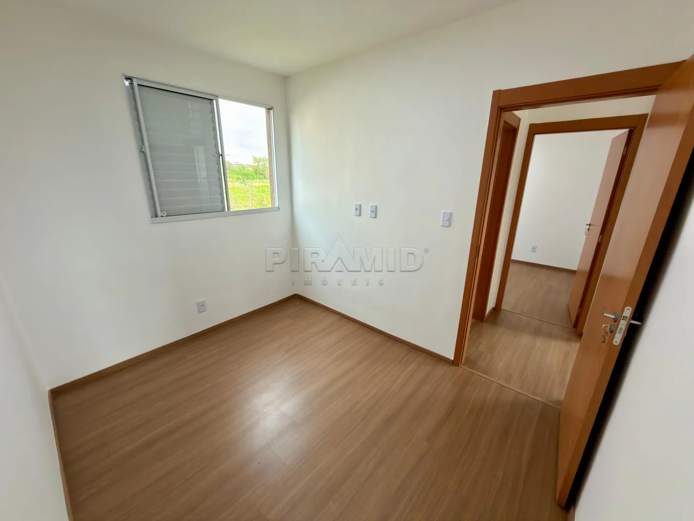 Alugar Apartamento / Padr&atilde;o em Ribeir&atilde;o Preto R$ 1.000,01 - Foto 8