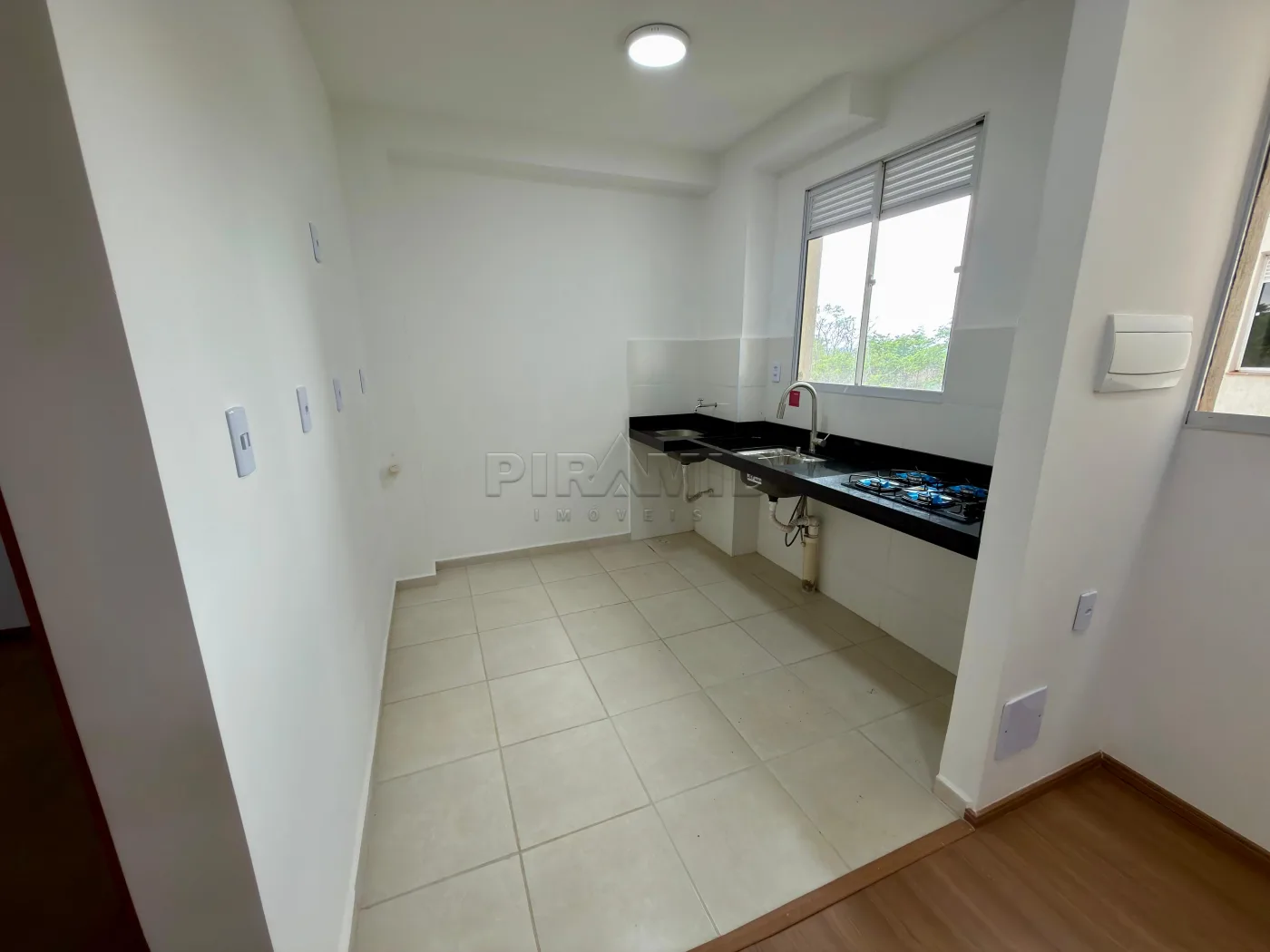 Alugar Apartamento / Padr&atilde;o em Ribeir&atilde;o Preto R$ 1.000,01 - Foto 11