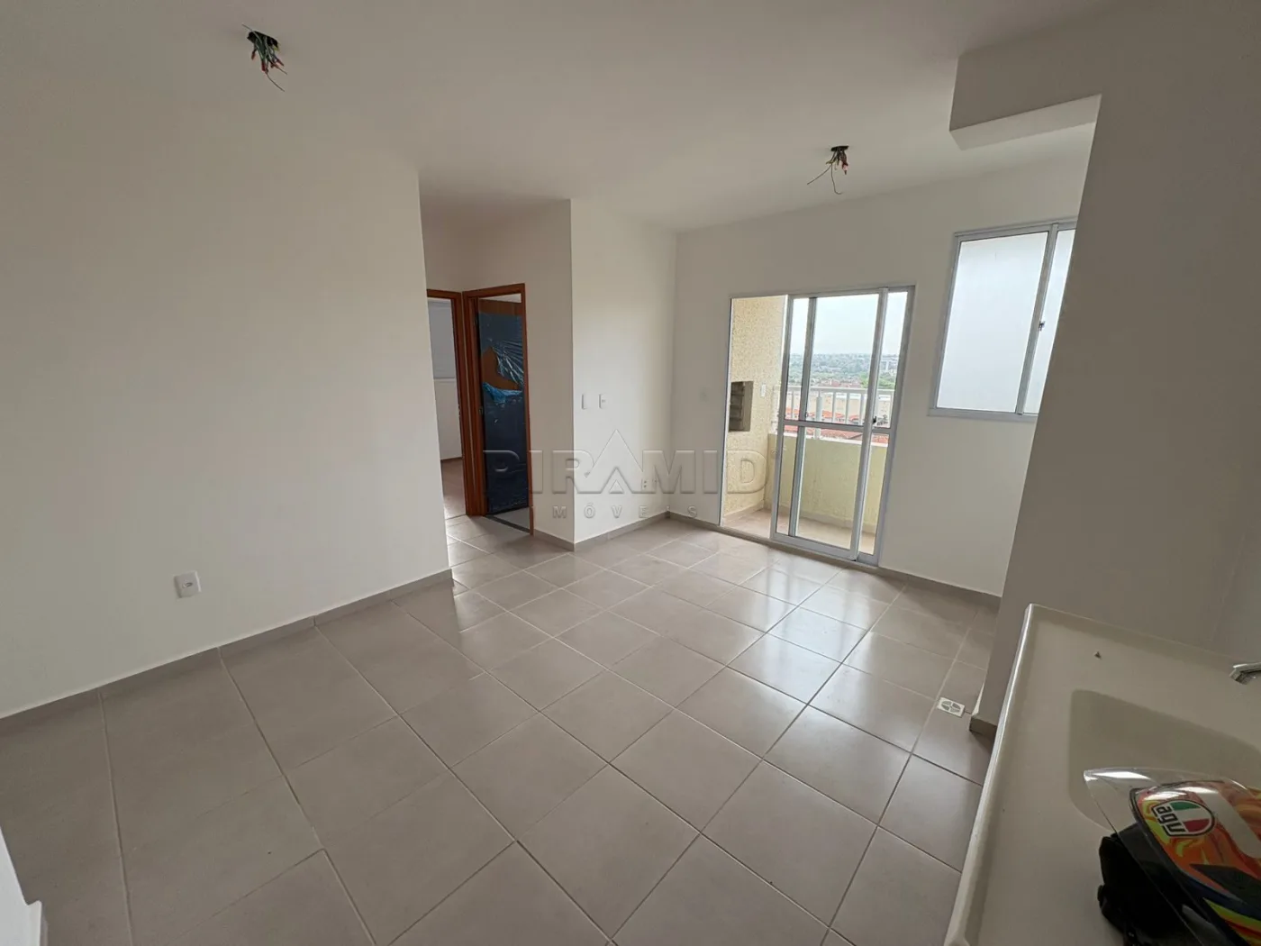 Alugar Apartamento / Padr&atilde;o em Ribeir&atilde;o Preto R$ 1.100,00 - Foto 2