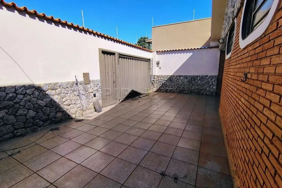 Alugar Casa / Padr&atilde;o em Ribeir&atilde;o Preto R$ 3.300,00 - Foto 2