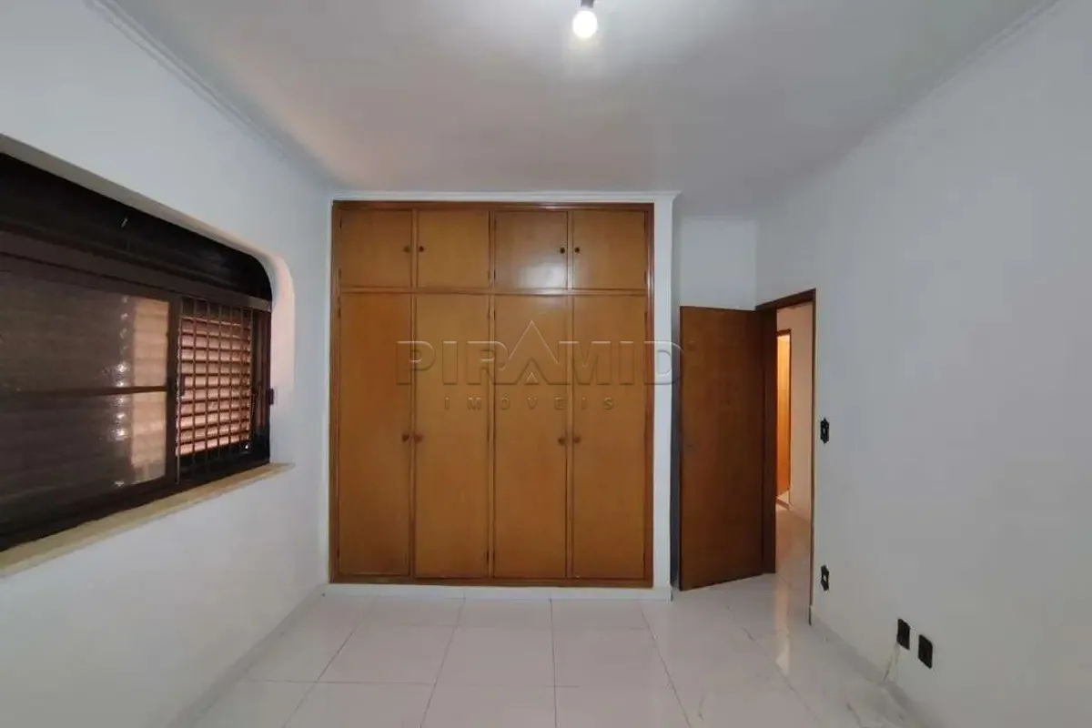 Alugar Casa / Padr&atilde;o em Ribeir&atilde;o Preto R$ 3.300,00 - Foto 7
