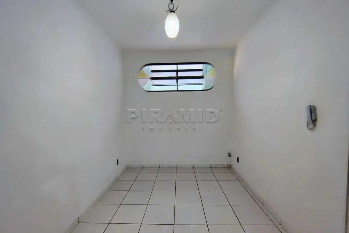 Alugar Casa / Padr&atilde;o em Ribeir&atilde;o Preto R$ 3.300,00 - Foto 12
