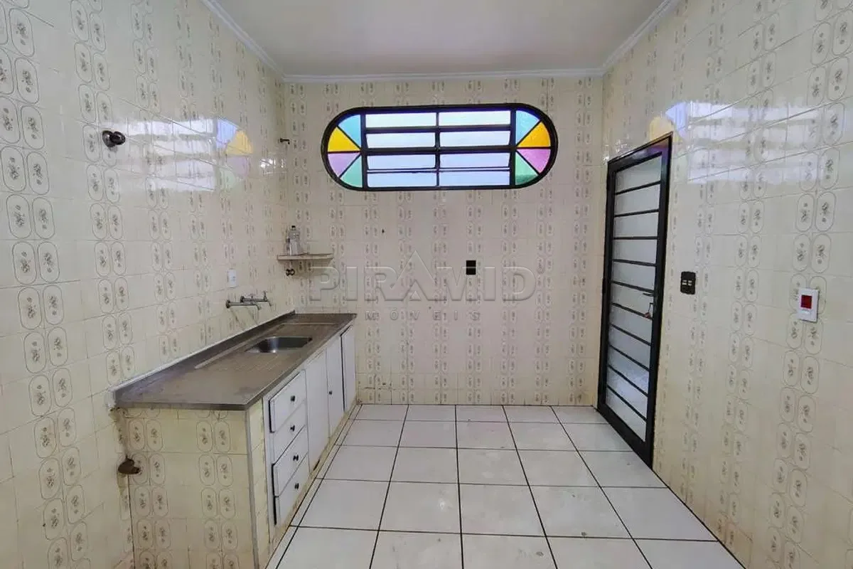 Alugar Casa / Padr&atilde;o em Ribeir&atilde;o Preto R$ 3.300,00 - Foto 14