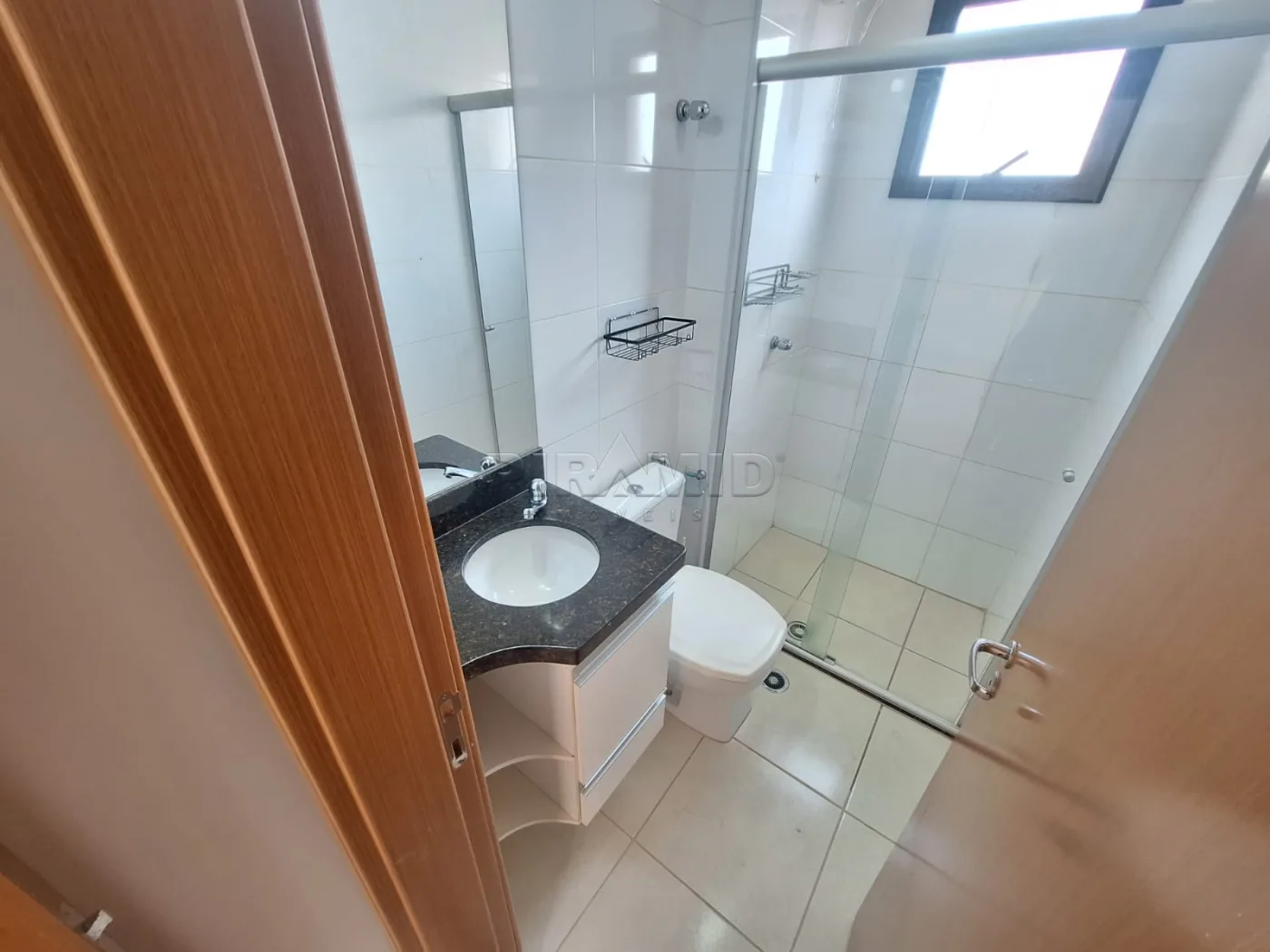 Alugar Apartamento / Padr&atilde;o em Ribeir&atilde;o Preto R$ 1.800,00 - Foto 9