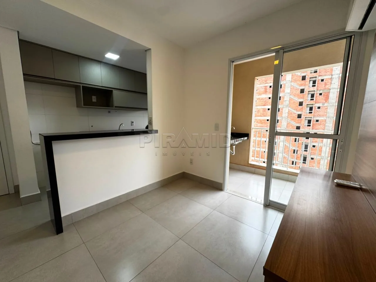 Alugar Apartamento / Padr&atilde;o em Ribeir&atilde;o Preto R$ 2.700,00 - Foto 5