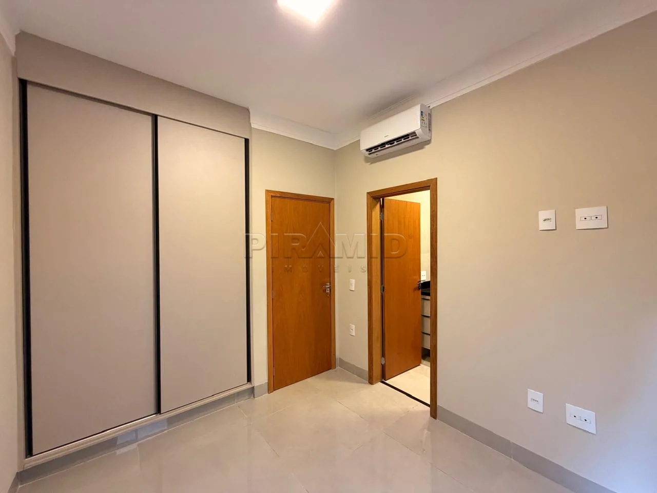 Comprar Casa / Condom&iacute;nio em Ribeir&atilde;o Preto R$ 1.290.000,00 - Foto 17