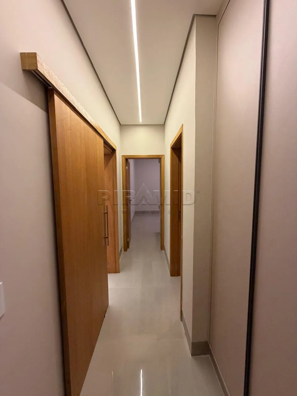 Comprar Casa / Condom&iacute;nio em Ribeir&atilde;o Preto R$ 1.190.000,00 - Foto 3