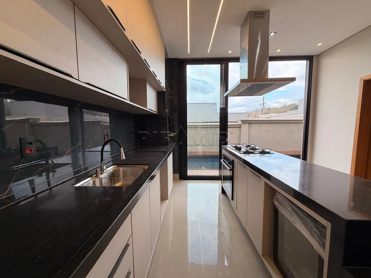 Comprar Casa / Condom&iacute;nio em Ribeir&atilde;o Preto R$ 1.190.000,00 - Foto 21