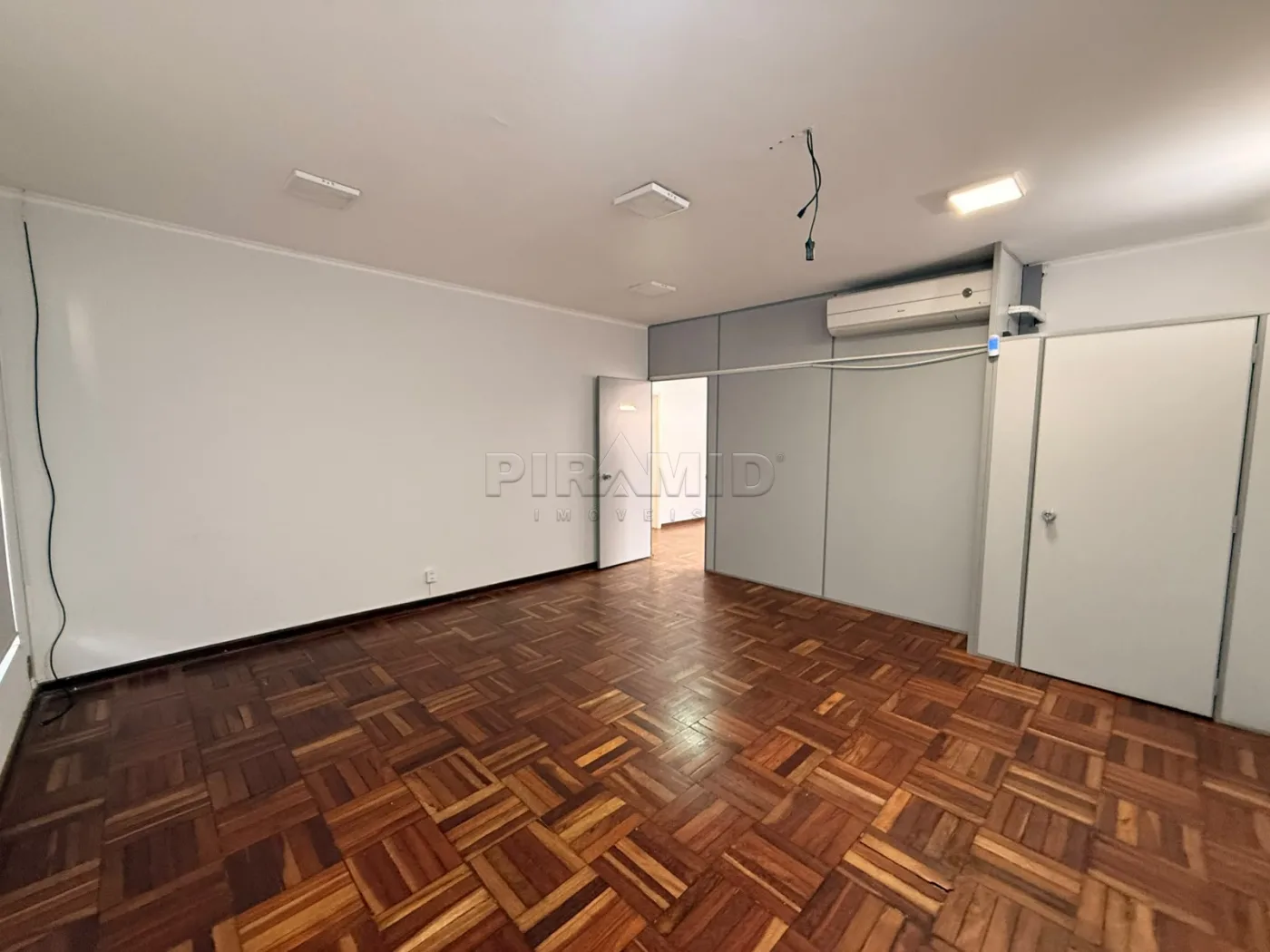Alugar Casa / Padr&atilde;o em Ribeir&atilde;o Preto R$ 5.000,00 - Foto 11