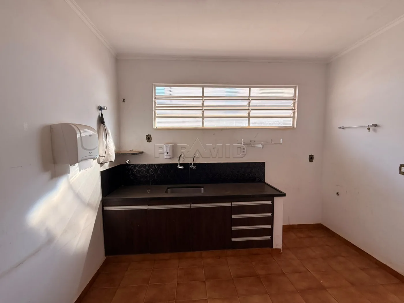 Alugar Casa / Padr&atilde;o em Ribeir&atilde;o Preto R$ 5.000,00 - Foto 20