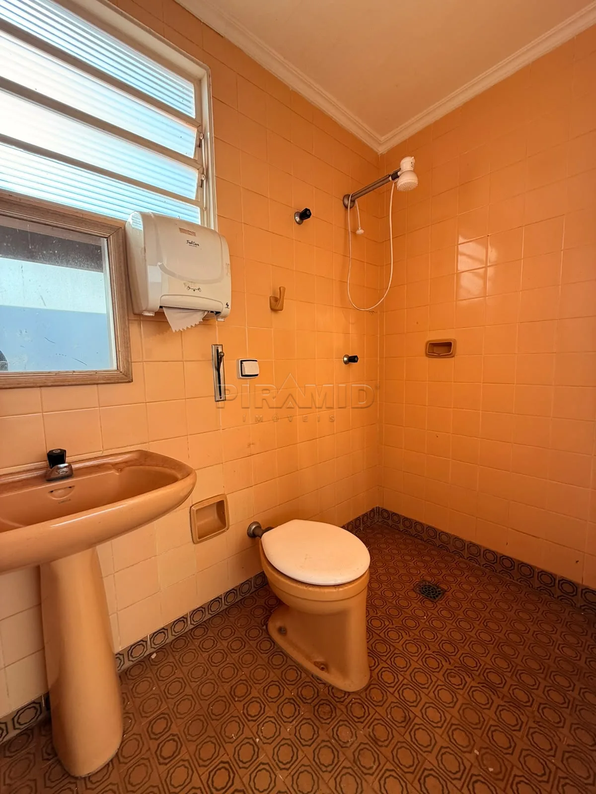 Alugar Casa / Padr&atilde;o em Ribeir&atilde;o Preto R$ 5.000,00 - Foto 37