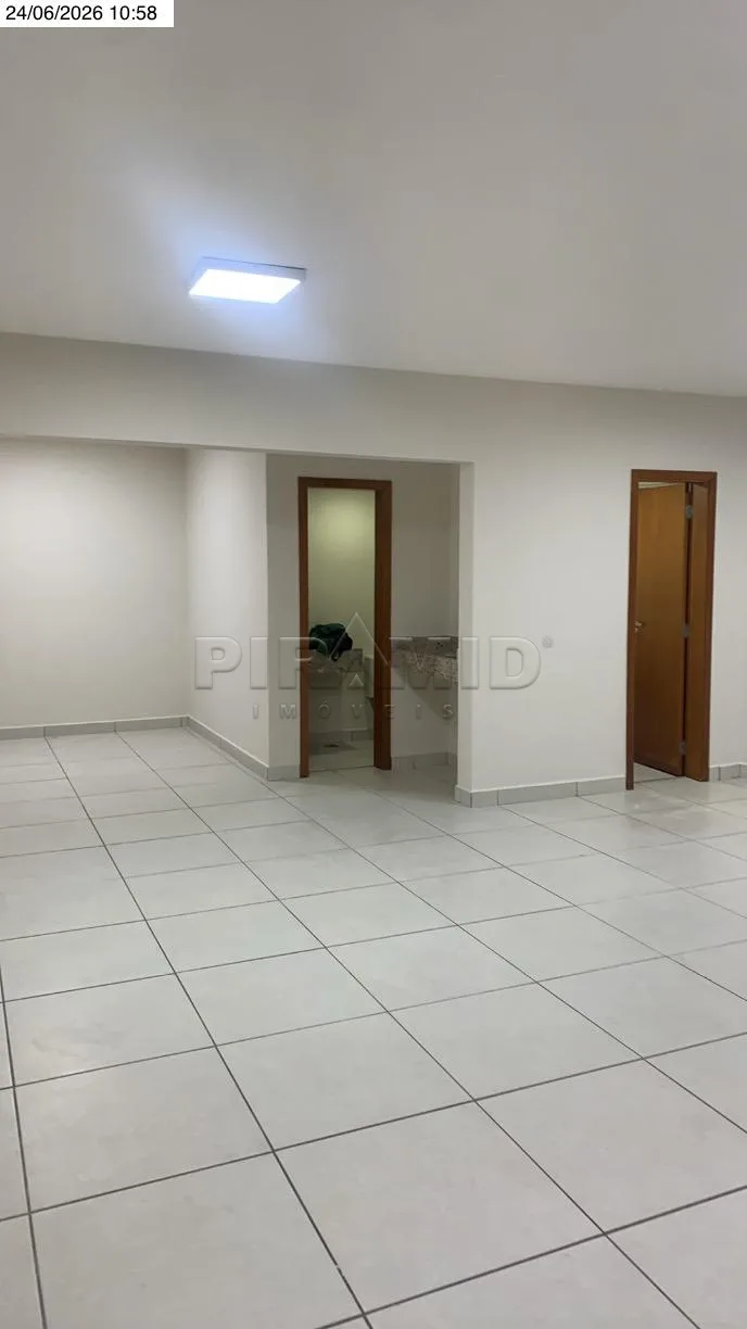 Alugar Comercial / Sala em Ribeir&atilde;o Preto R$ 3.700,00 - Foto 3