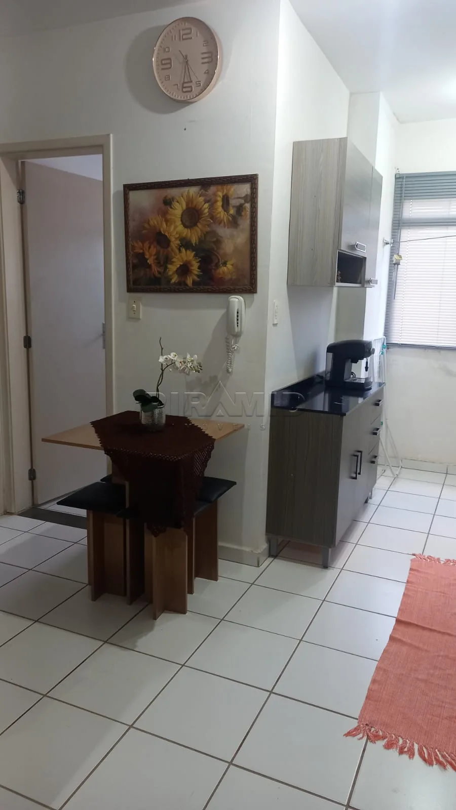 Alugar Apartamento / Padr&atilde;o em Ribeir&atilde;o Preto R$ 1.550,00 - Foto 4