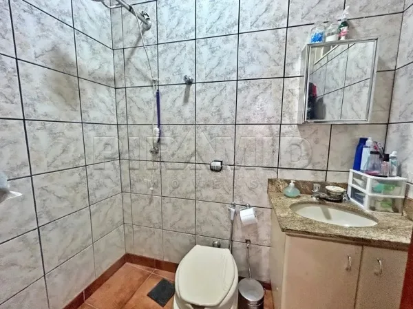 Comprar Casa / Padr&atilde;o em Ribeir&atilde;o Preto R$ 890.000,00 - Foto 14
