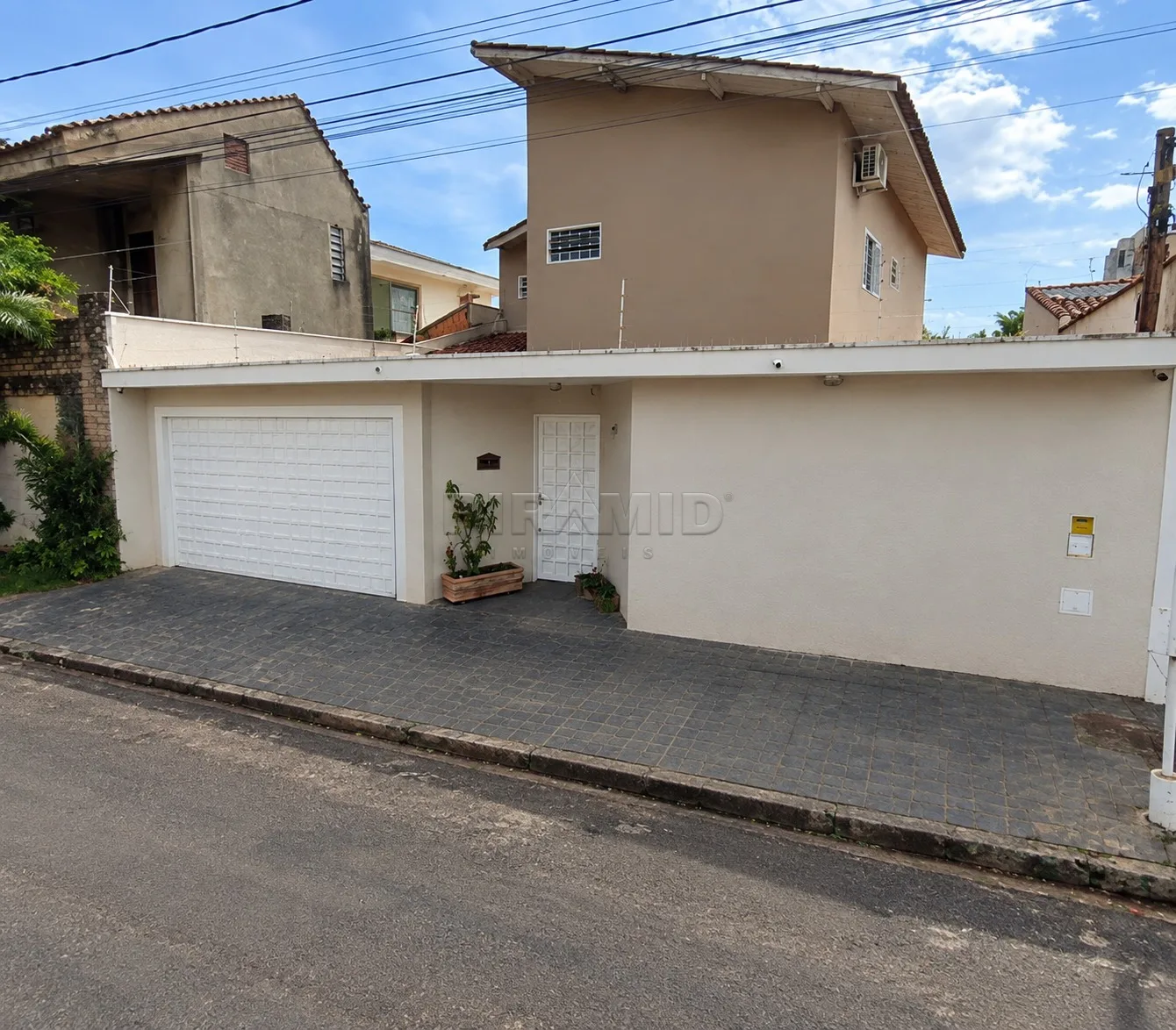 Comprar Casa / Padr&atilde;o em Ribeir&atilde;o Preto R$ 890.000,00 - Foto 1