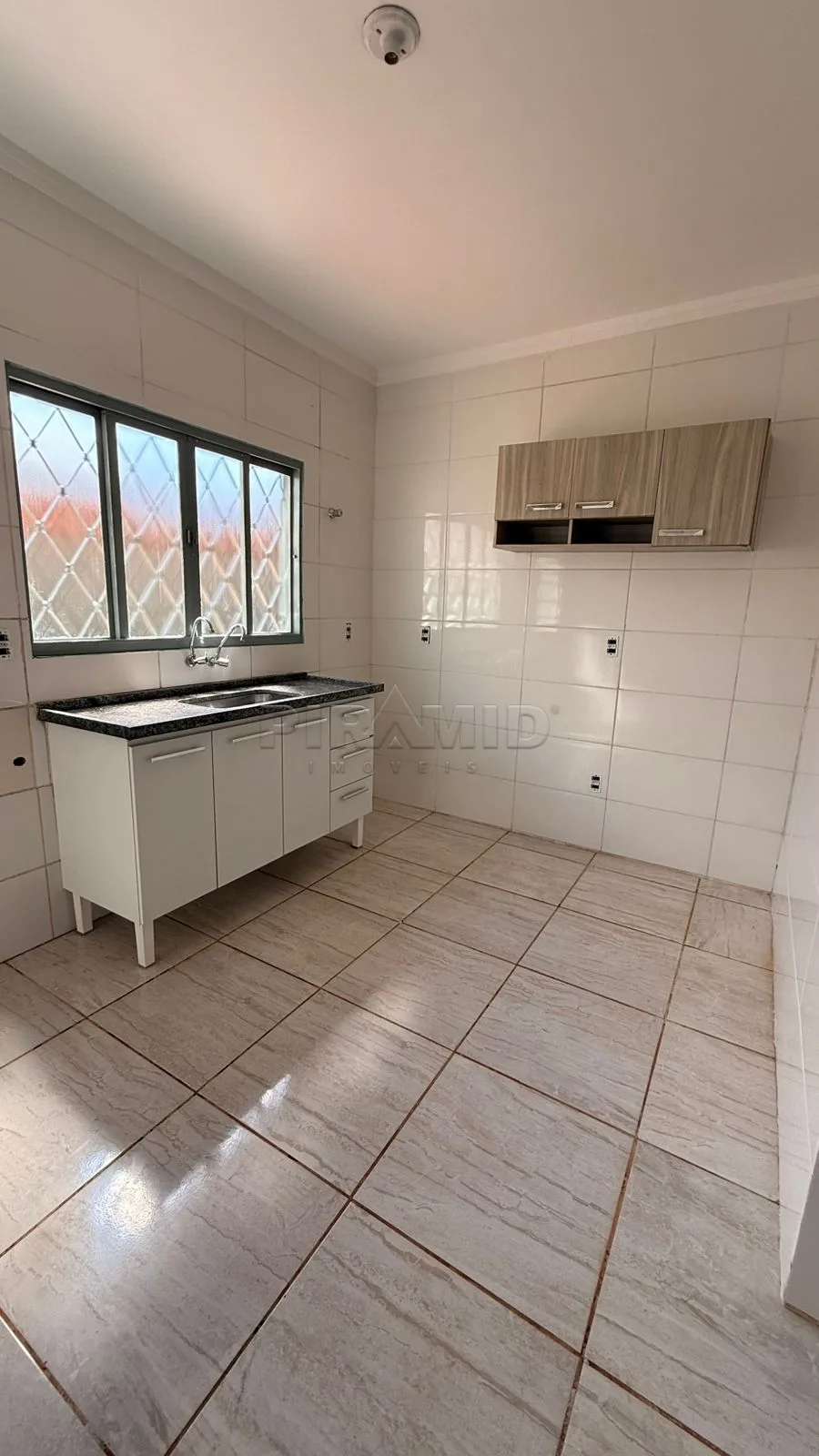 Comprar Casa / Padr&atilde;o em Ribeir&atilde;o Preto R$ 330.000,00 - Foto 5