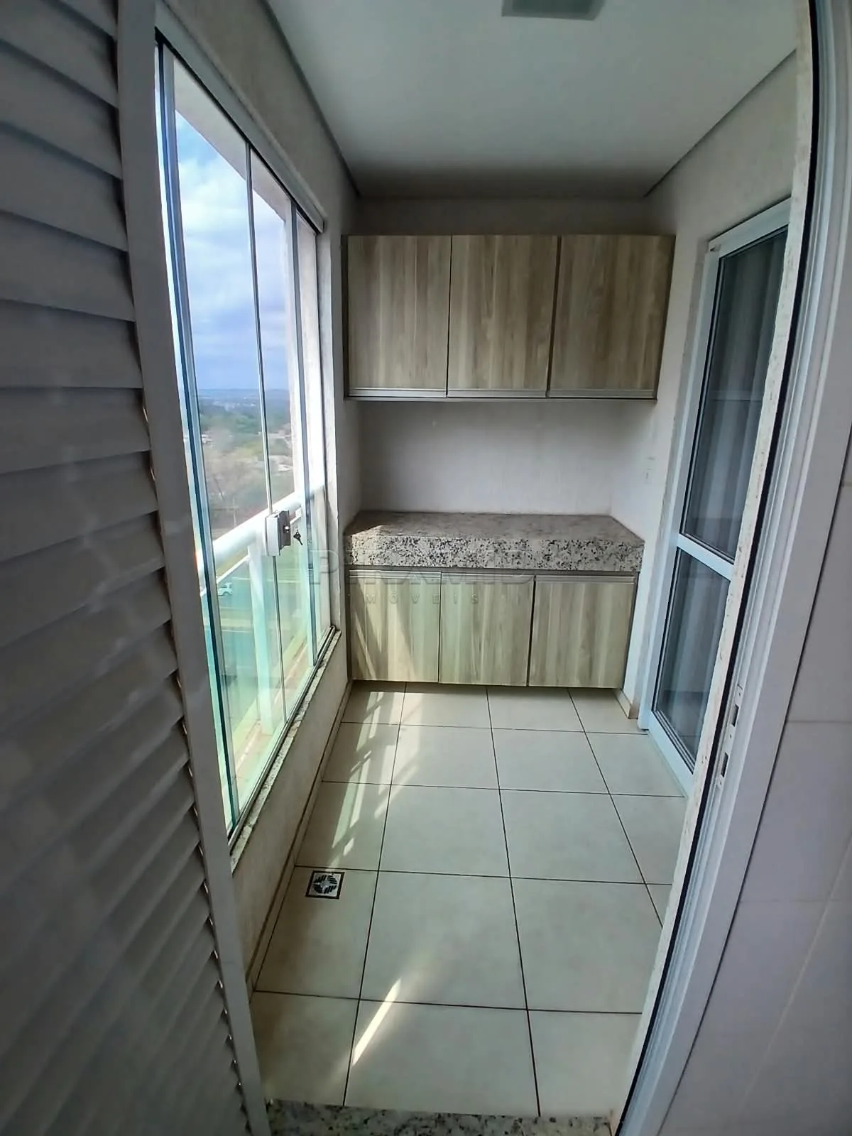 Alugar Apartamento / Padr&atilde;o em Ribeir&atilde;o Preto R$ 2.000,00 - Foto 6