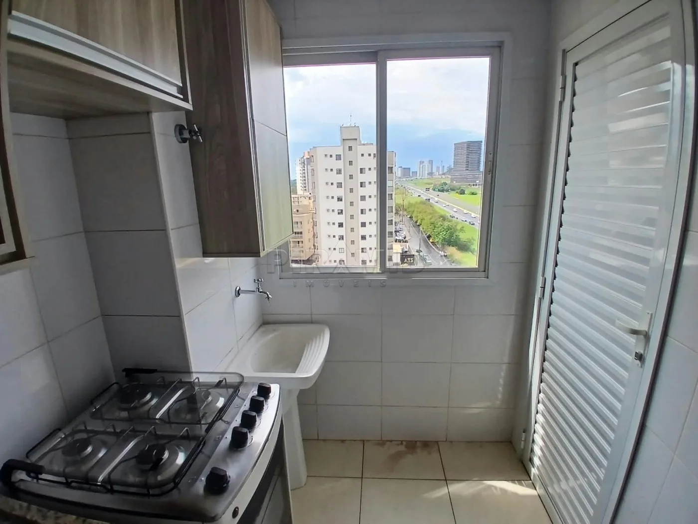 Alugar Apartamento / Padr&atilde;o em Ribeir&atilde;o Preto R$ 2.000,00 - Foto 12