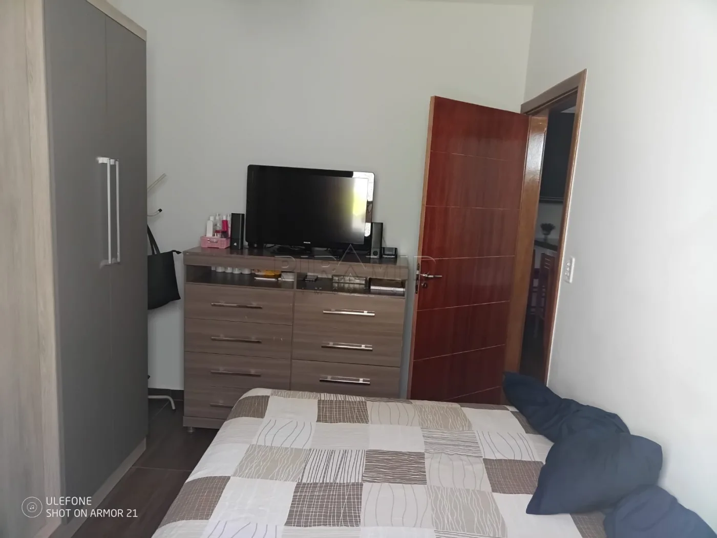 Comprar Casa / Padr&atilde;o em Ribeir&atilde;o Preto R$ 380.000,00 - Foto 8