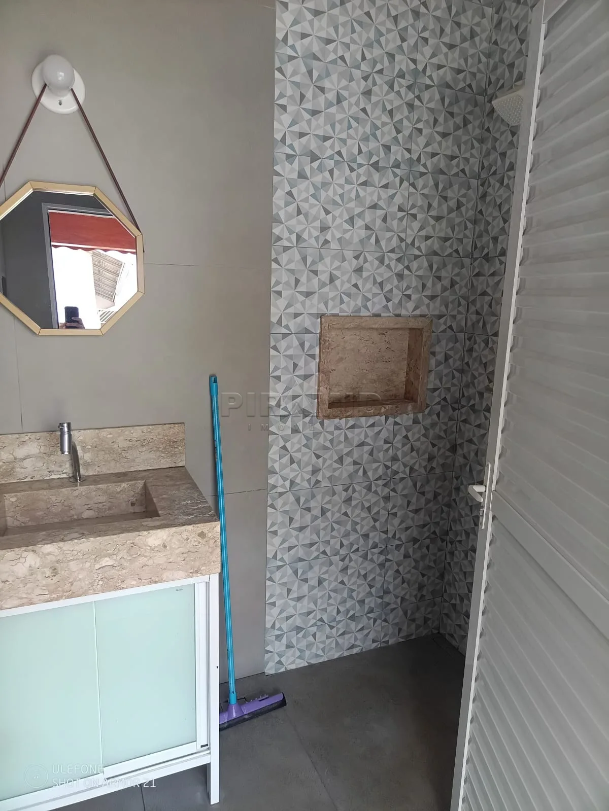 Comprar Casa / Padr&atilde;o em Ribeir&atilde;o Preto R$ 380.000,00 - Foto 19