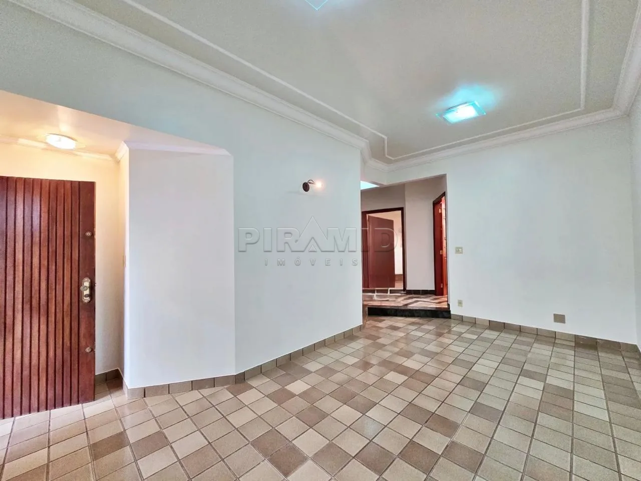 Alugar Casa / Padr&atilde;o em Ribeir&atilde;o Preto R$ 7.000,00 - Foto 1