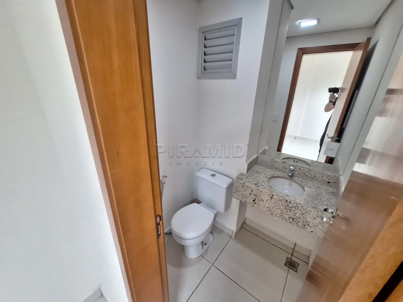 Alugar Comercial / Sala em Ribeir&atilde;o Preto R$ 2.000,00 - Foto 6