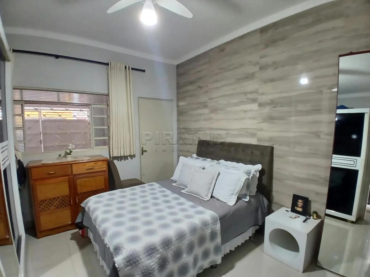Alugar Casa / Padr&atilde;o em Ribeir&atilde;o Preto R$ 1.650,00 - Foto 5