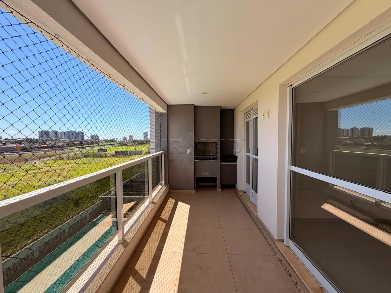 Alugar Apartamento / Padr&atilde;o em Ribeir&atilde;o Preto R$ 4.000,00 - Foto 3