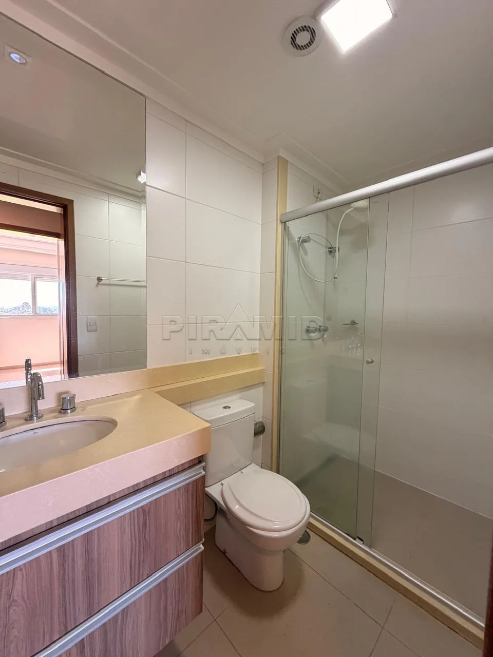Alugar Apartamento / Padr&atilde;o em Ribeir&atilde;o Preto R$ 4.000,00 - Foto 15