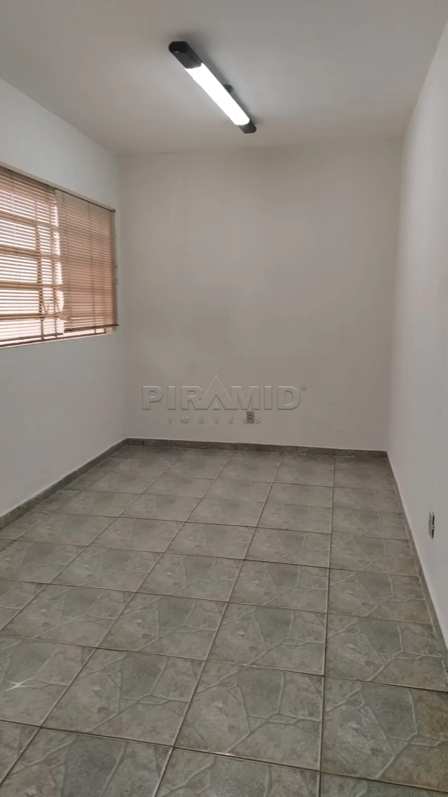 Comprar Casa / Padr&atilde;o em Ribeir&atilde;o Preto R$ 350.000,00 - Foto 10