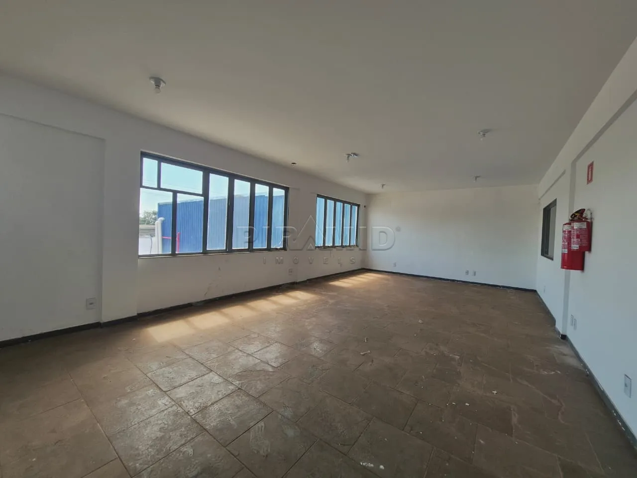 Alugar Comercial / Galp&atilde;o  Barrac&atilde;o em Ribeir&atilde;o Preto R$ 70.000,00 - Foto 17
