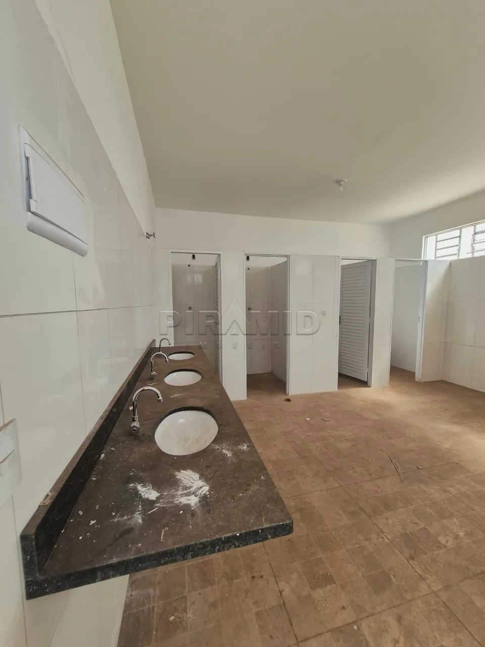 Alugar Comercial / Galp&atilde;o  Barrac&atilde;o em Ribeir&atilde;o Preto R$ 70.000,00 - Foto 18
