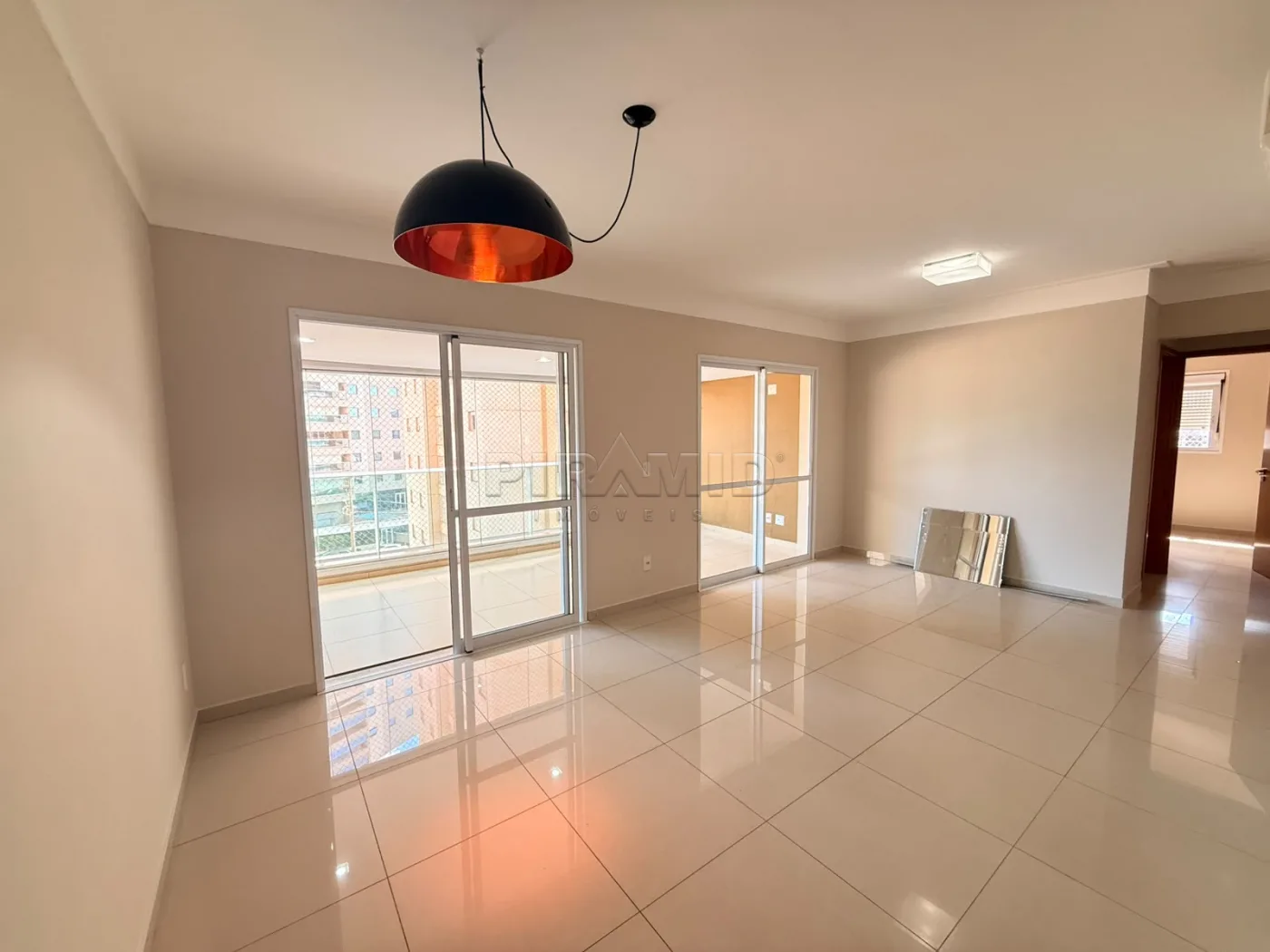 Alugar Apartamento / Padr&atilde;o em Ribeir&atilde;o Preto R$ 4.800,00 - Foto 2