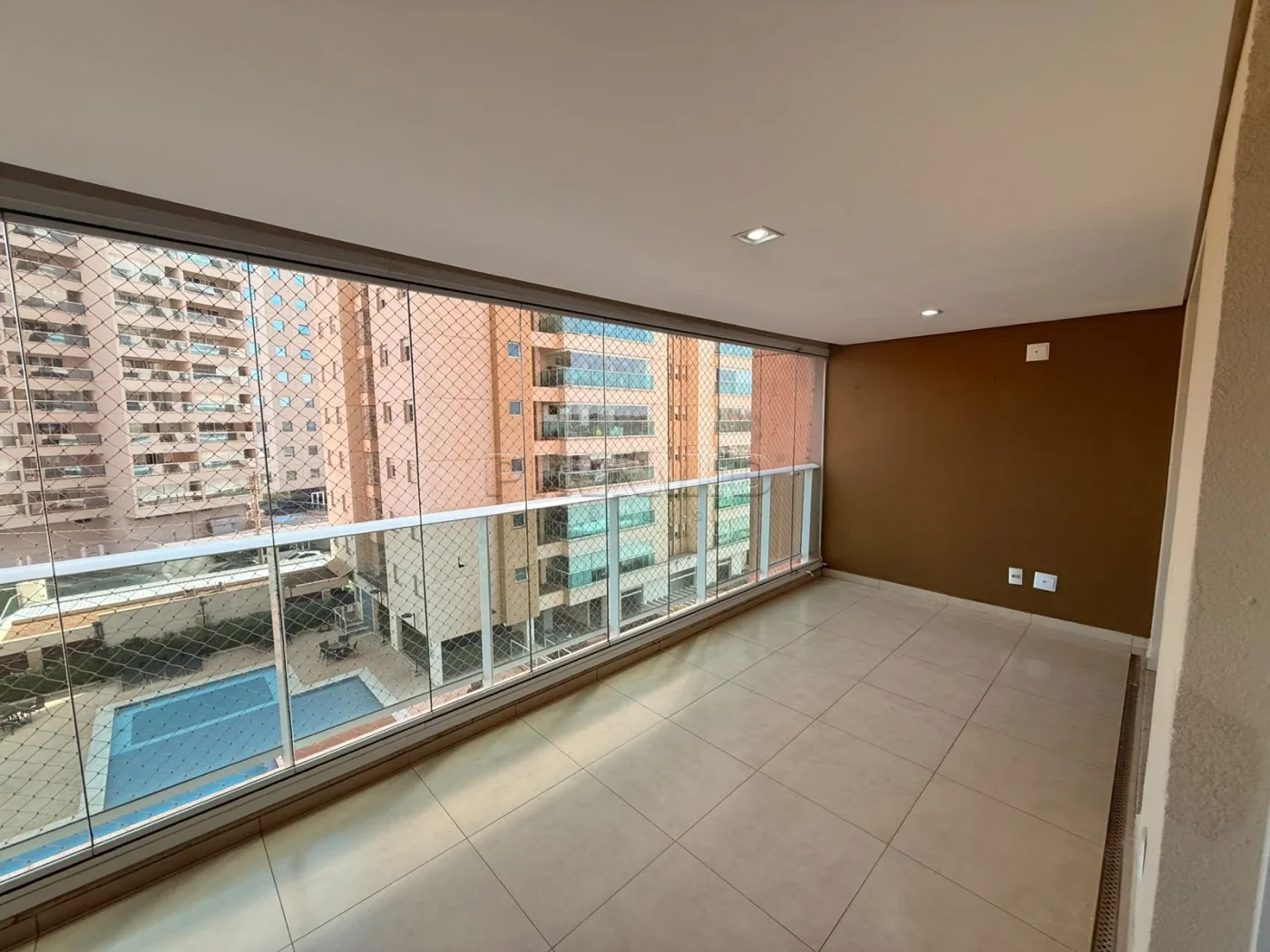 Alugar Apartamento / Padr&atilde;o em Ribeir&atilde;o Preto R$ 4.800,00 - Foto 4