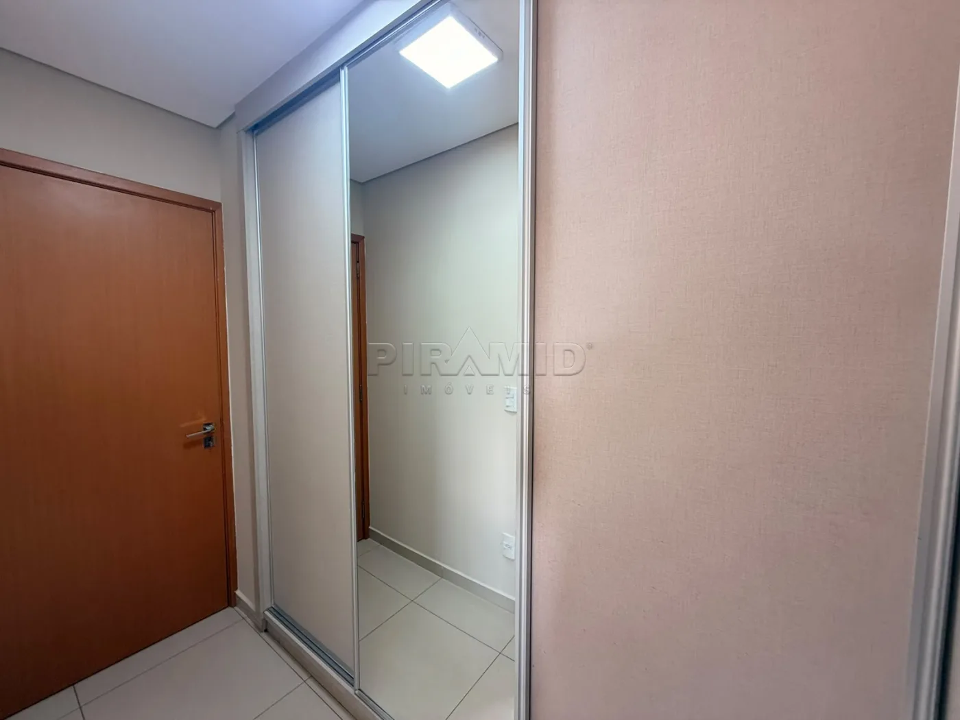 Alugar Apartamento / Padr&atilde;o em Ribeir&atilde;o Preto R$ 4.800,00 - Foto 12