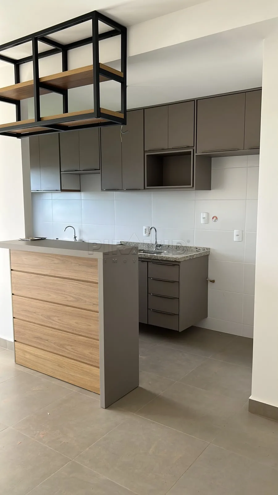 Alugar Apartamento / Padr&atilde;o em Ribeir&atilde;o Preto R$ 3.200,00 - Foto 7