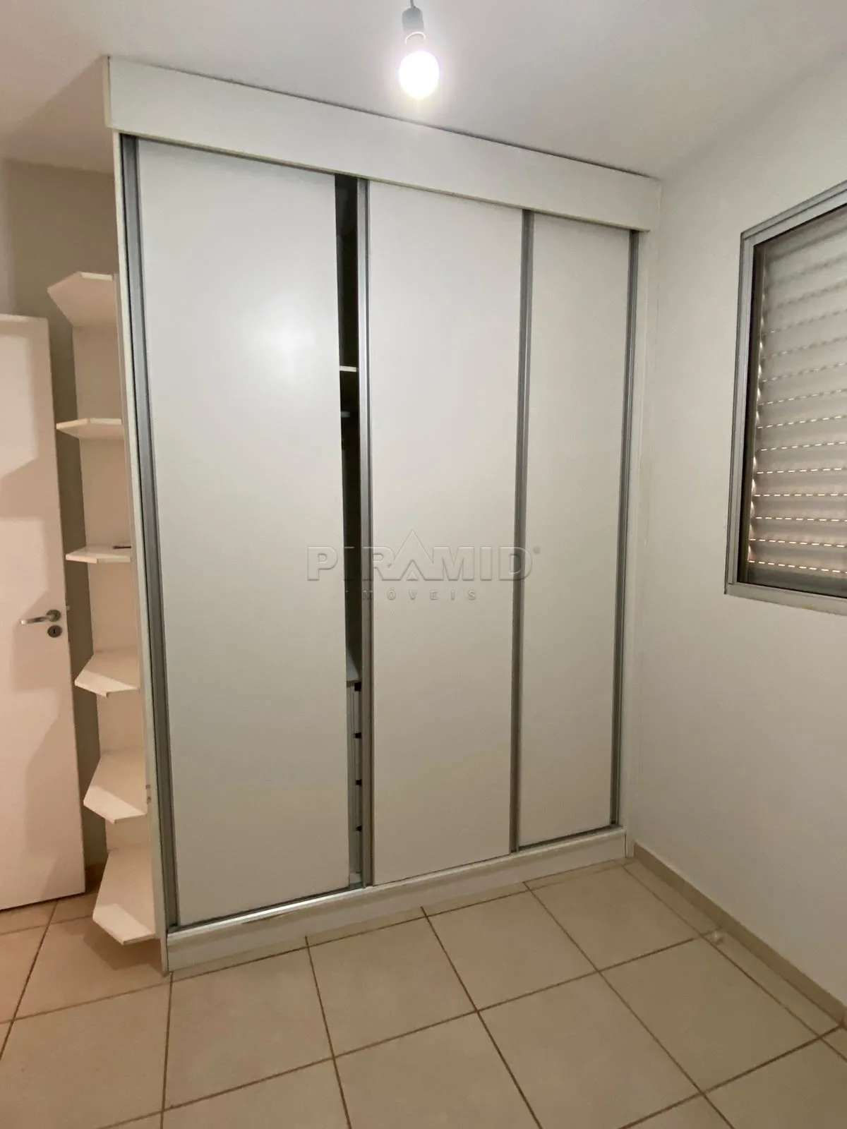 Alugar Apartamento / Padr&atilde;o em Ribeir&atilde;o Preto R$ 1.600,00 - Foto 6