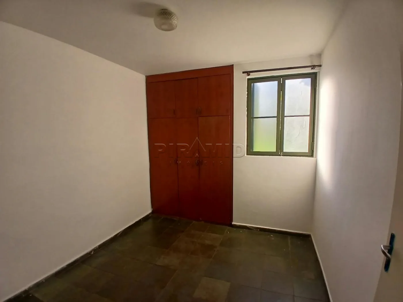 Alugar Apartamento / Padr&atilde;o em Ribeir&atilde;o Preto R$ 1.000,00 - Foto 10