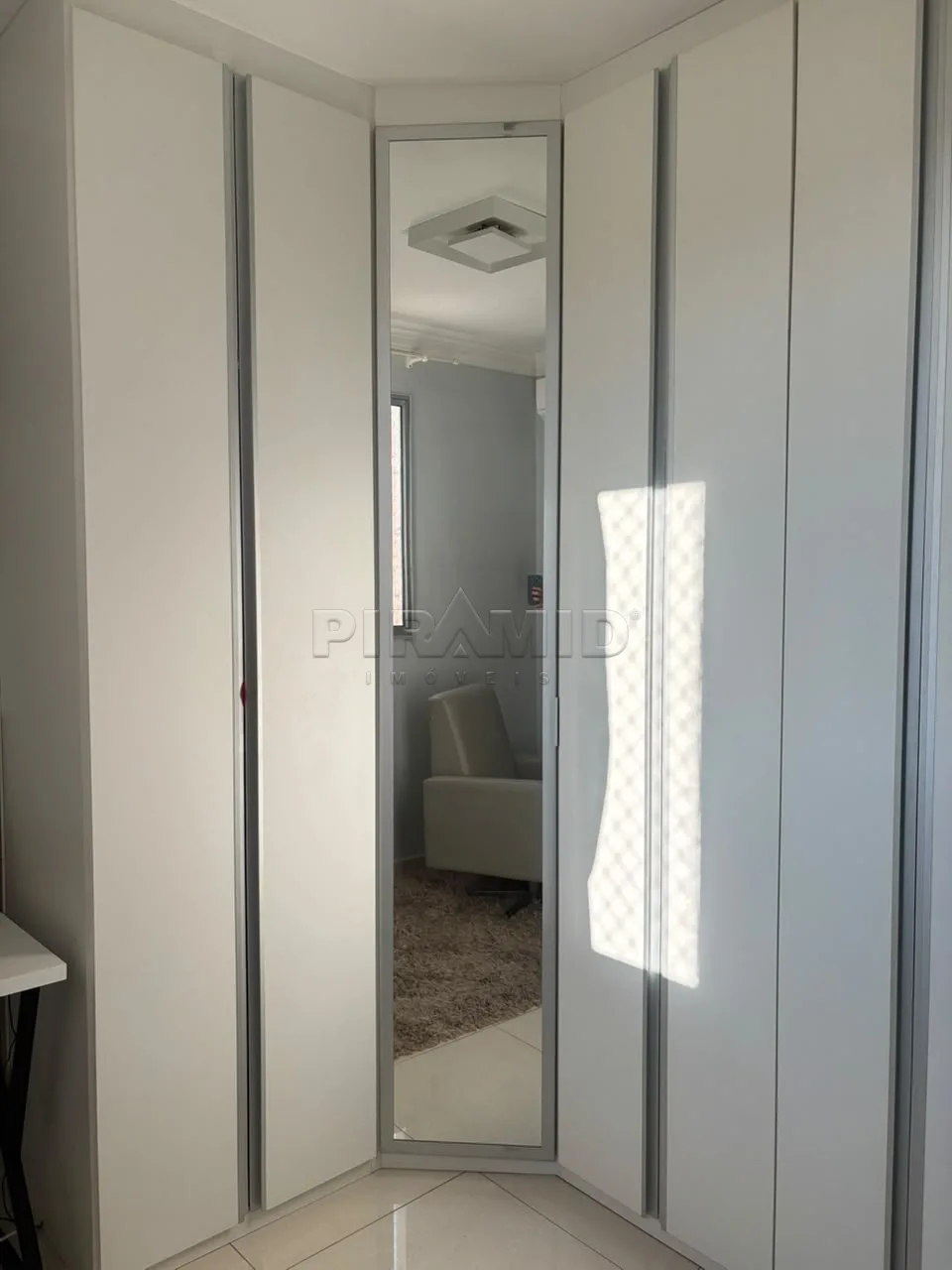 Alugar Apartamento / Padr&atilde;o em Ribeir&atilde;o Preto R$ 2.250,00 - Foto 11