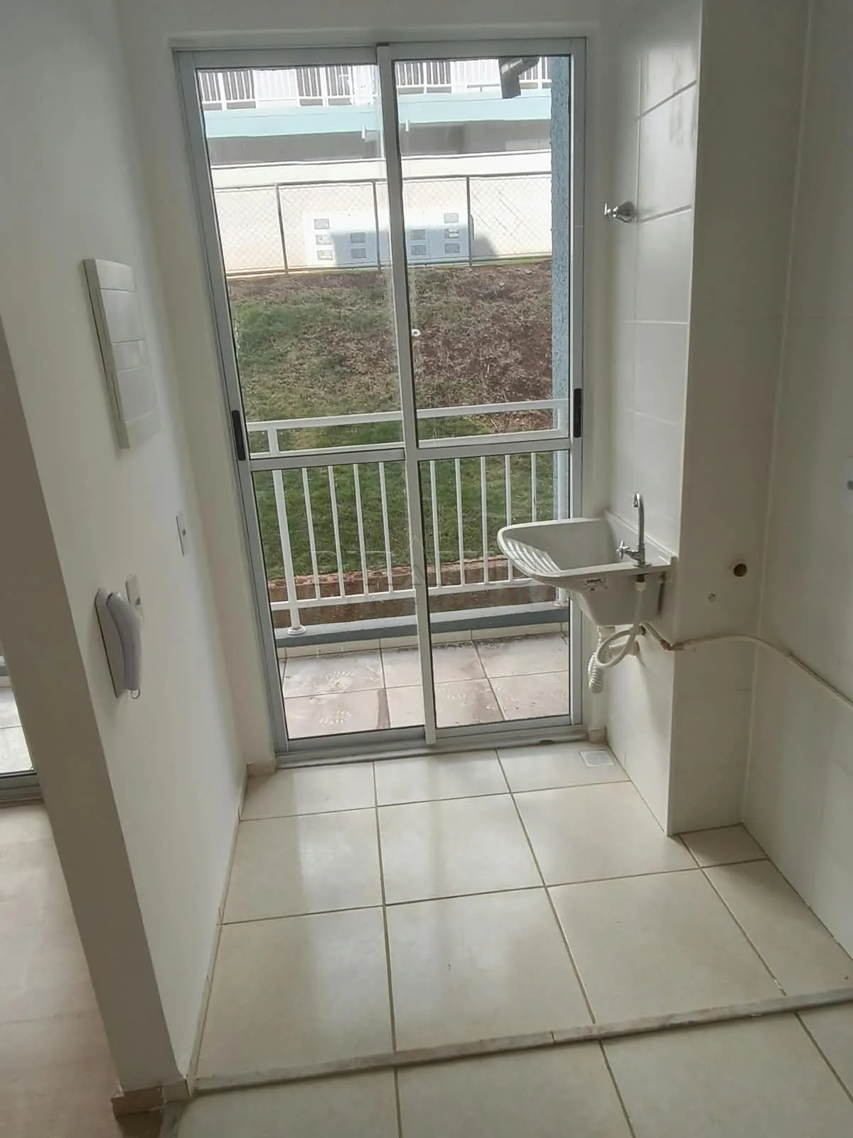 Alugar Apartamento / Padr&atilde;o em Ribeir&atilde;o Preto R$ 1.750,00 - Foto 6