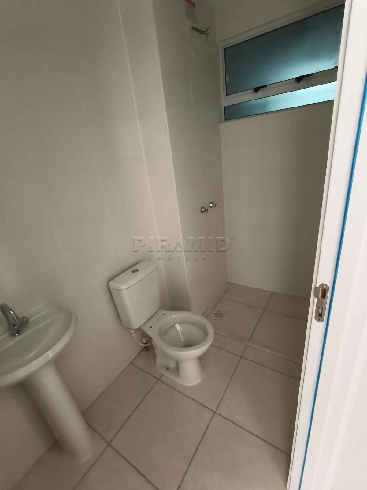 Alugar Apartamento / Padr&atilde;o em Ribeir&atilde;o Preto R$ 1.750,00 - Foto 10