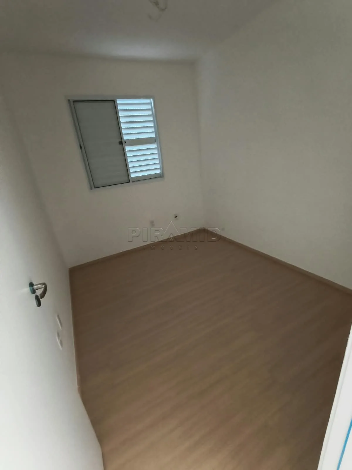 Alugar Apartamento / Padr&atilde;o em Ribeir&atilde;o Preto R$ 1.750,00 - Foto 9