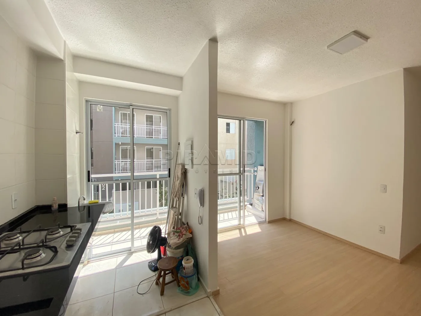 Alugar Apartamento / Padr&atilde;o em Ribeir&atilde;o Preto R$ 1.900,00 - Foto 7