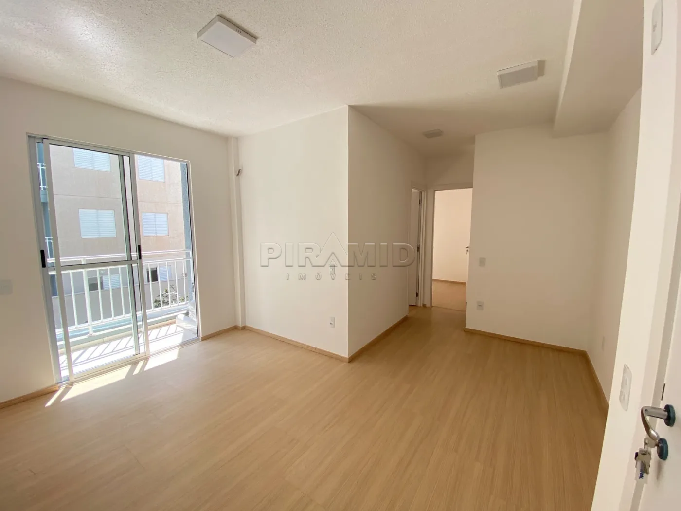 Alugar Apartamento / Padr&atilde;o em Ribeir&atilde;o Preto R$ 1.900,00 - Foto 9