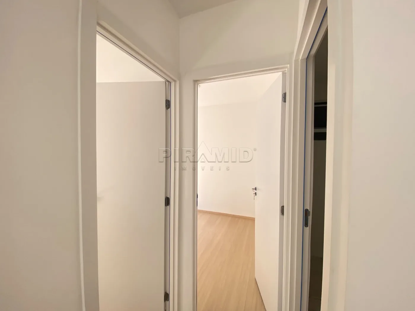 Alugar Apartamento / Padr&atilde;o em Ribeir&atilde;o Preto R$ 1.900,00 - Foto 10