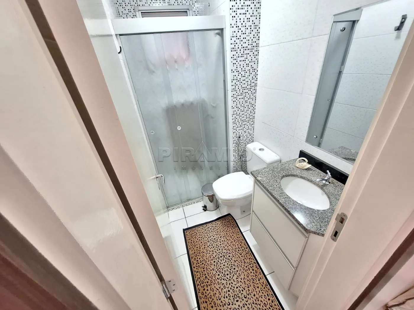 Alugar Apartamento / Padr&atilde;o em Ribeir&atilde;o Preto R$ 1.700,00 - Foto 6