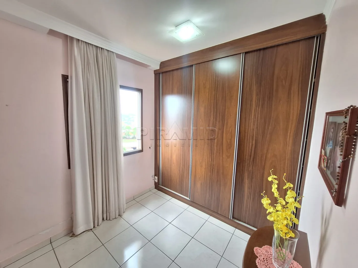 Alugar Apartamento / Padr&atilde;o em Ribeir&atilde;o Preto R$ 1.700,00 - Foto 7